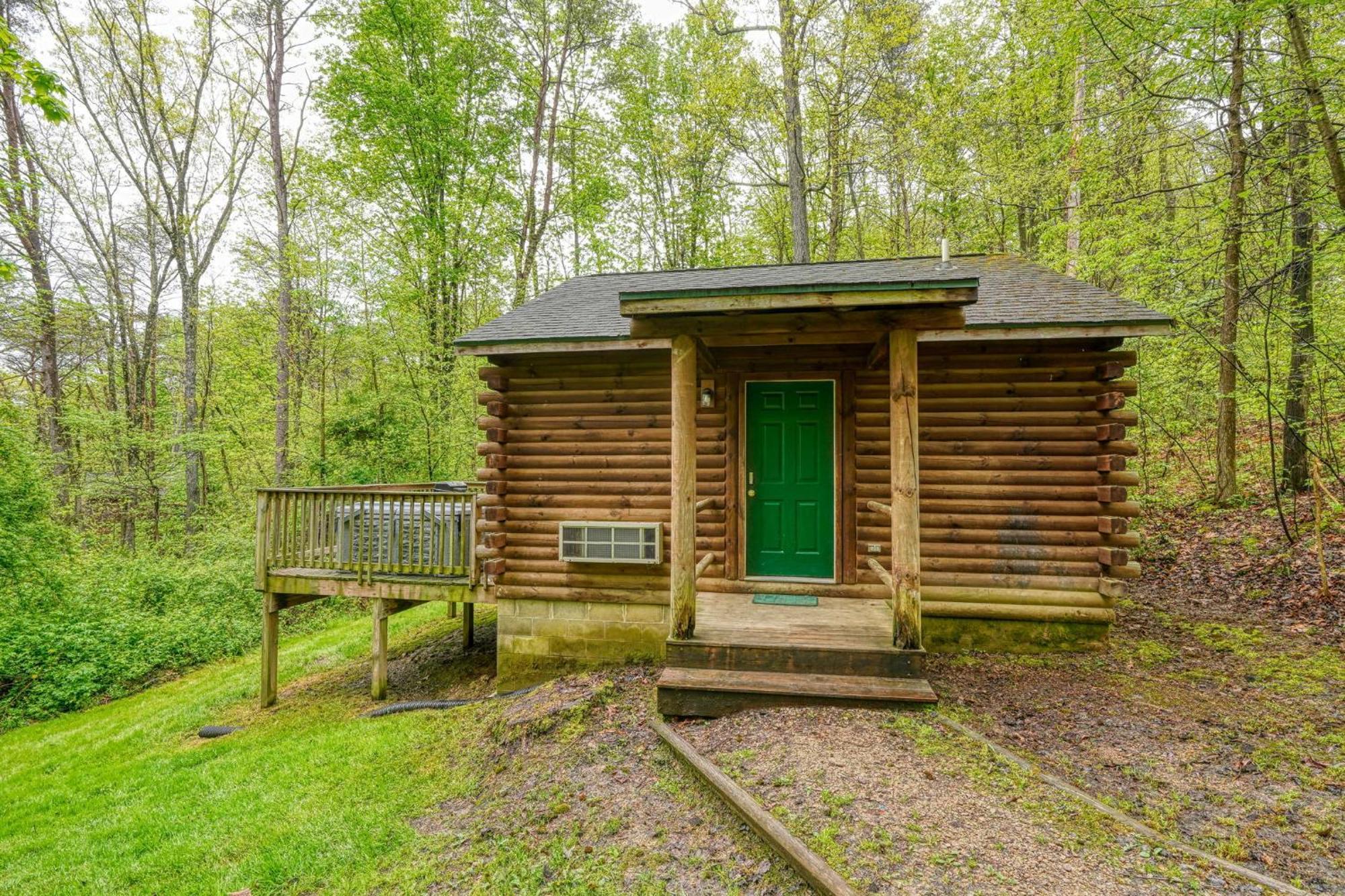 Blue Rose Cabins - Big Woody Cabin 로건 외부 사진
